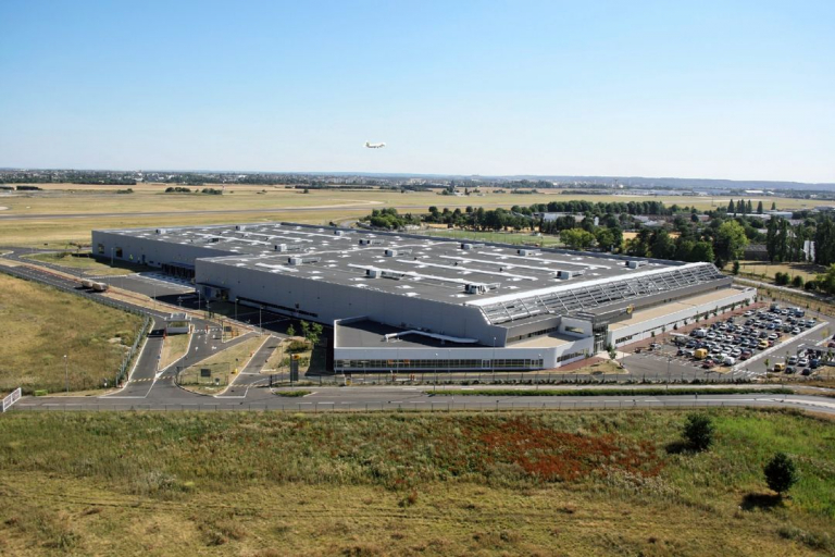 Plateforme industrielle du tri du courrier de Paris-Sud Wissous