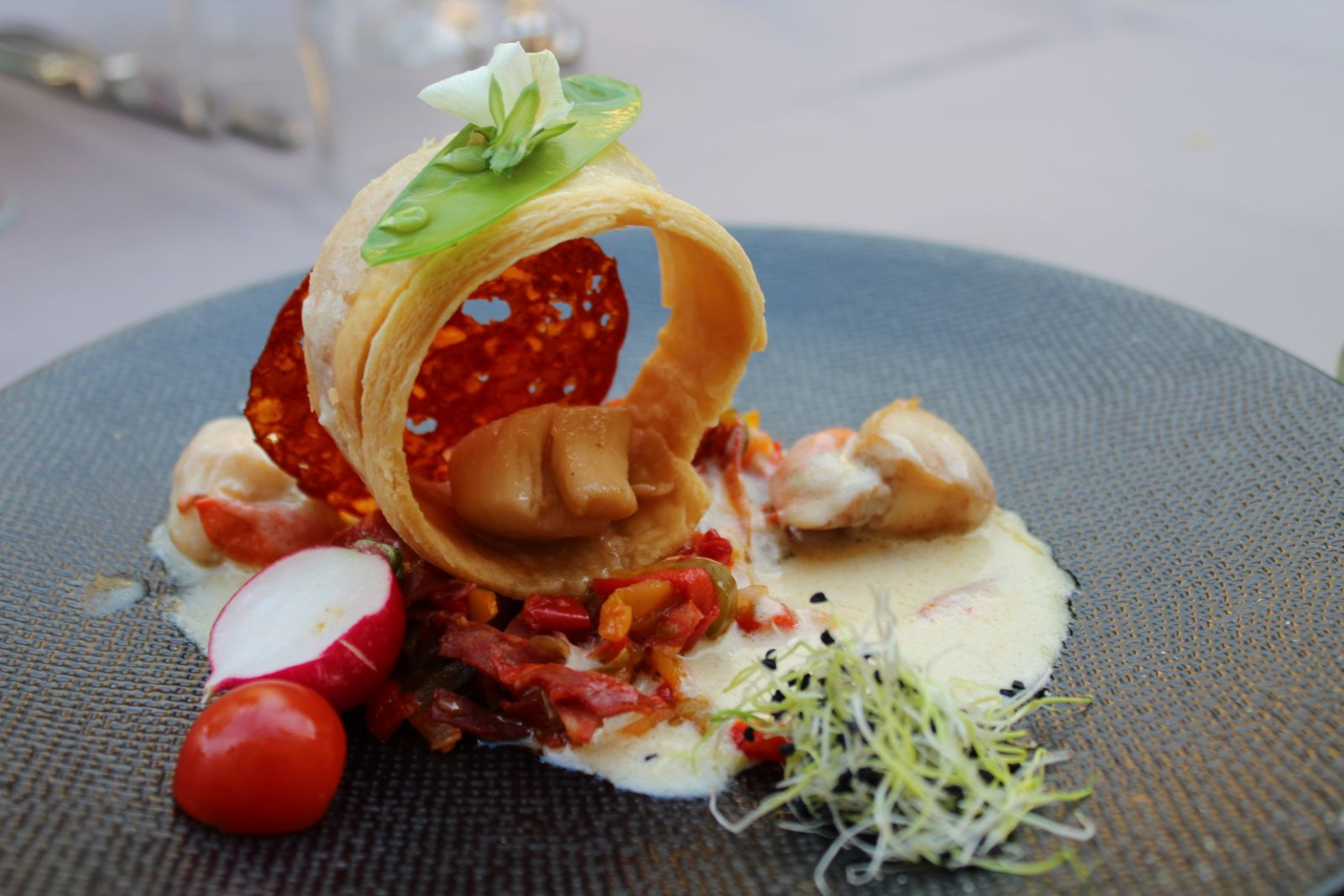 Assiette au restaurant Petite Forge à Villiers-le-Bâcle