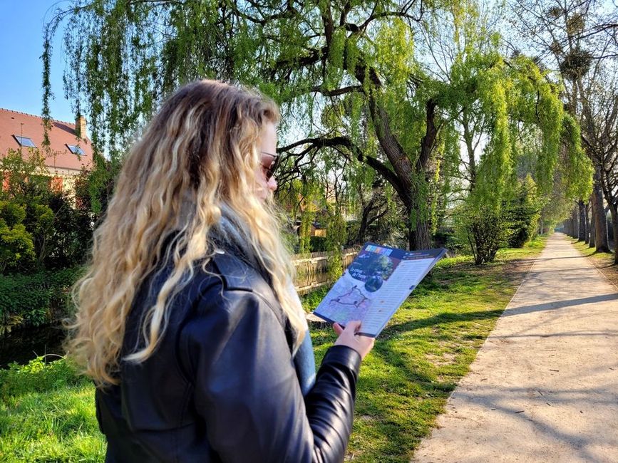 Stroll along the Yvette river