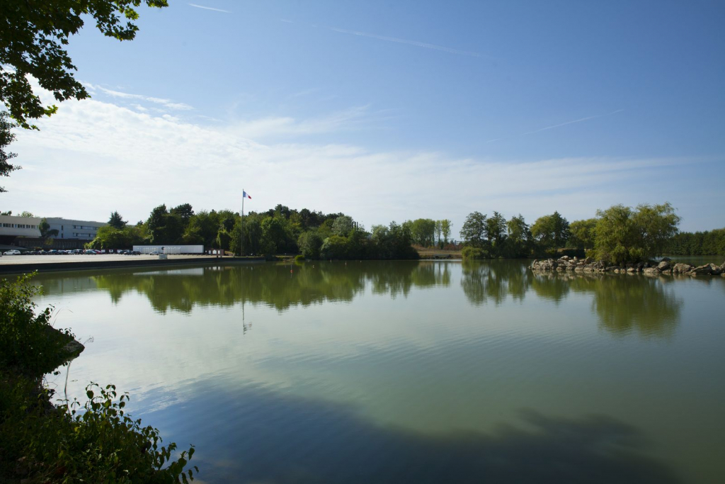 Pond Ecole Polytechnique