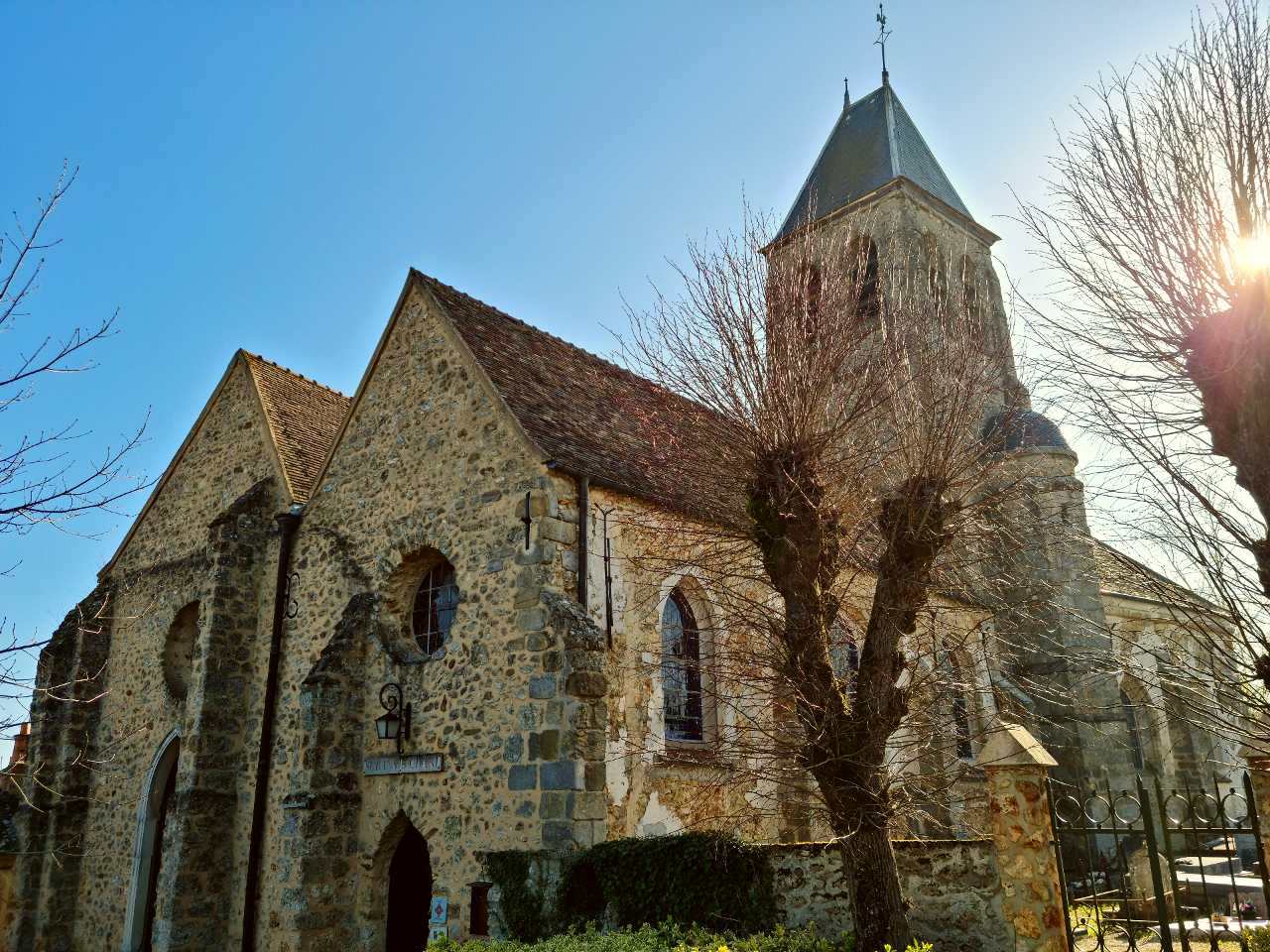 Eglise Saint-Clair, Gometz-le-Châtel
