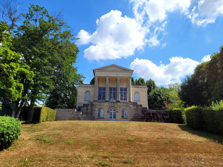 Temple de la Gloire Orsay - Destination Paris-Saclay