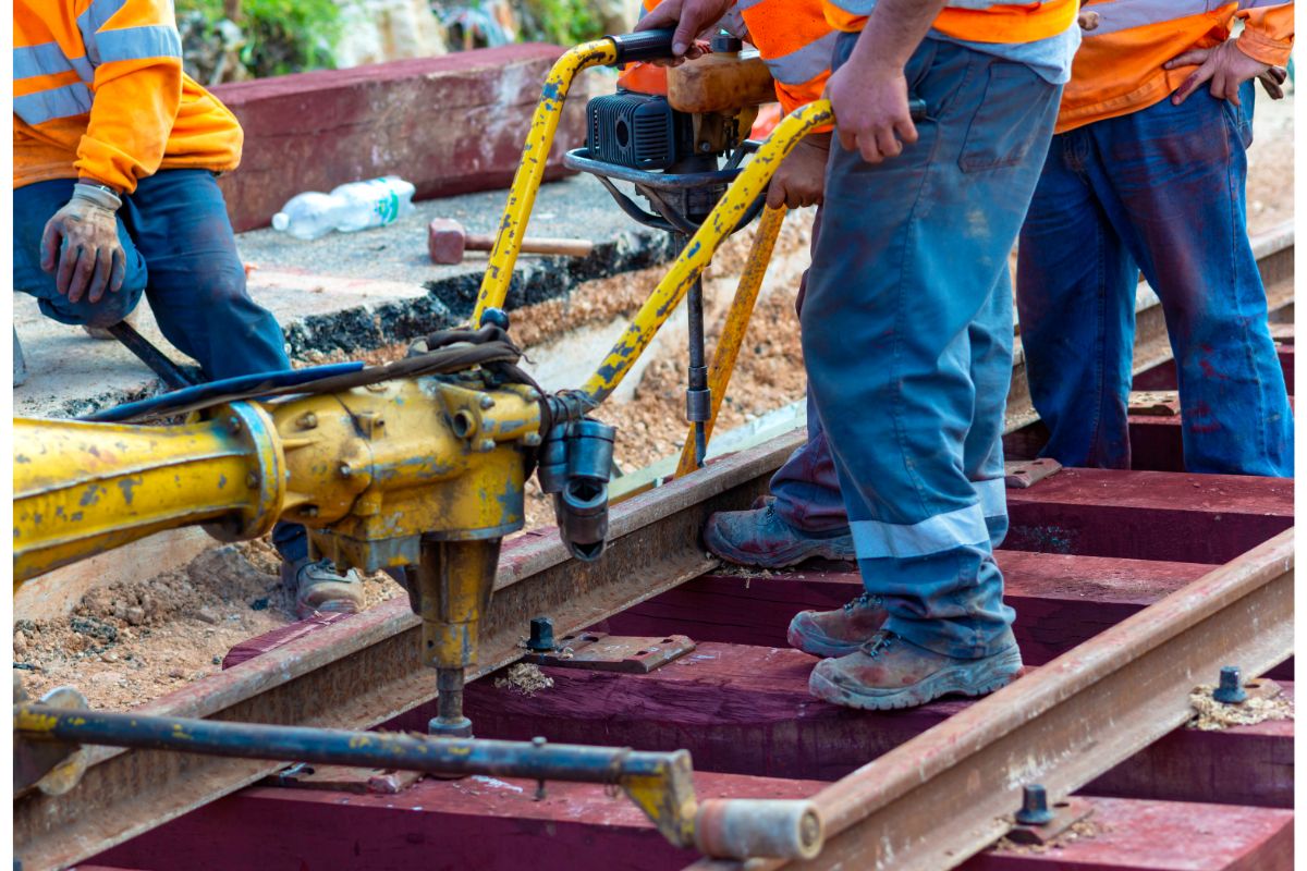 Travaux sur des rails
