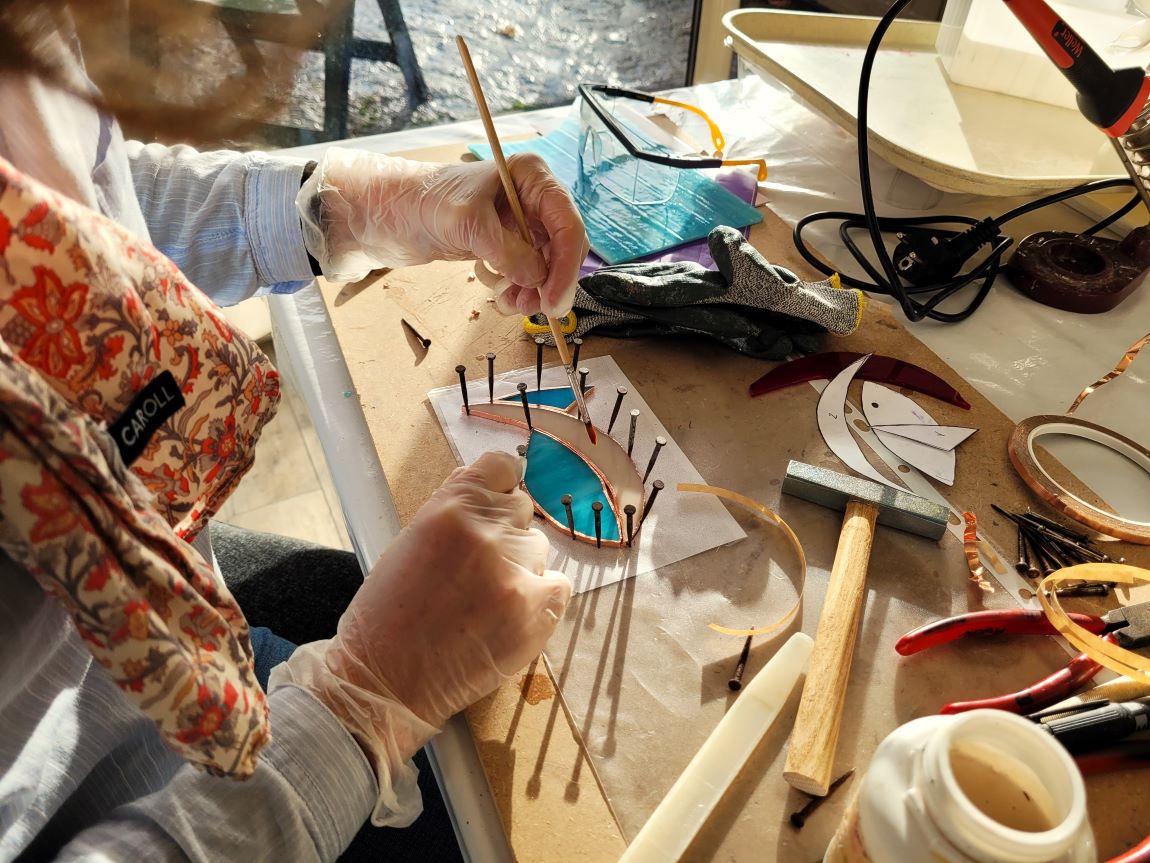 Atelier vitrail avec Arielle M