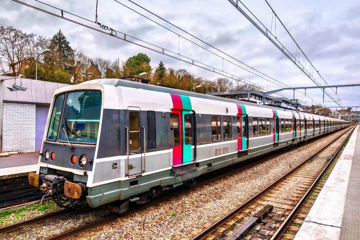 RER B